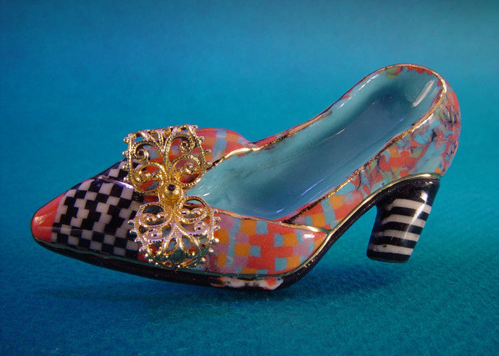 High heel Porcelain and mixed media pin